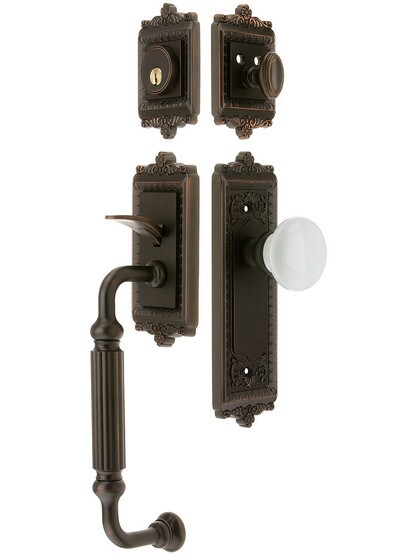 Windsor Entry Lock Set in Oil-Rubbed Bronze Finish with Hyde Park Knob and